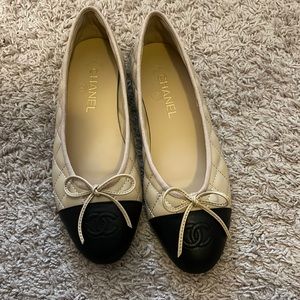 Quilted Ballerina Flats in Two Tone